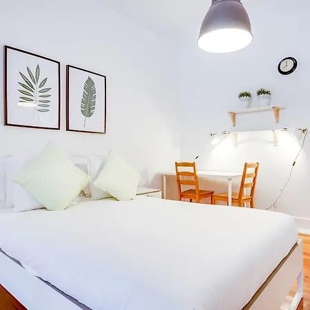 Central 4 Bed Next To Marques De Pombal Apartmán